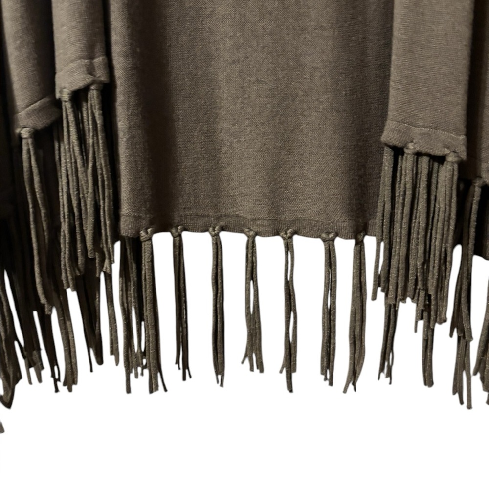 Lane Bryant 22/24 Lightweight Cardigan Olive Green Open Front Fringe Hem - Picture 3 of 4